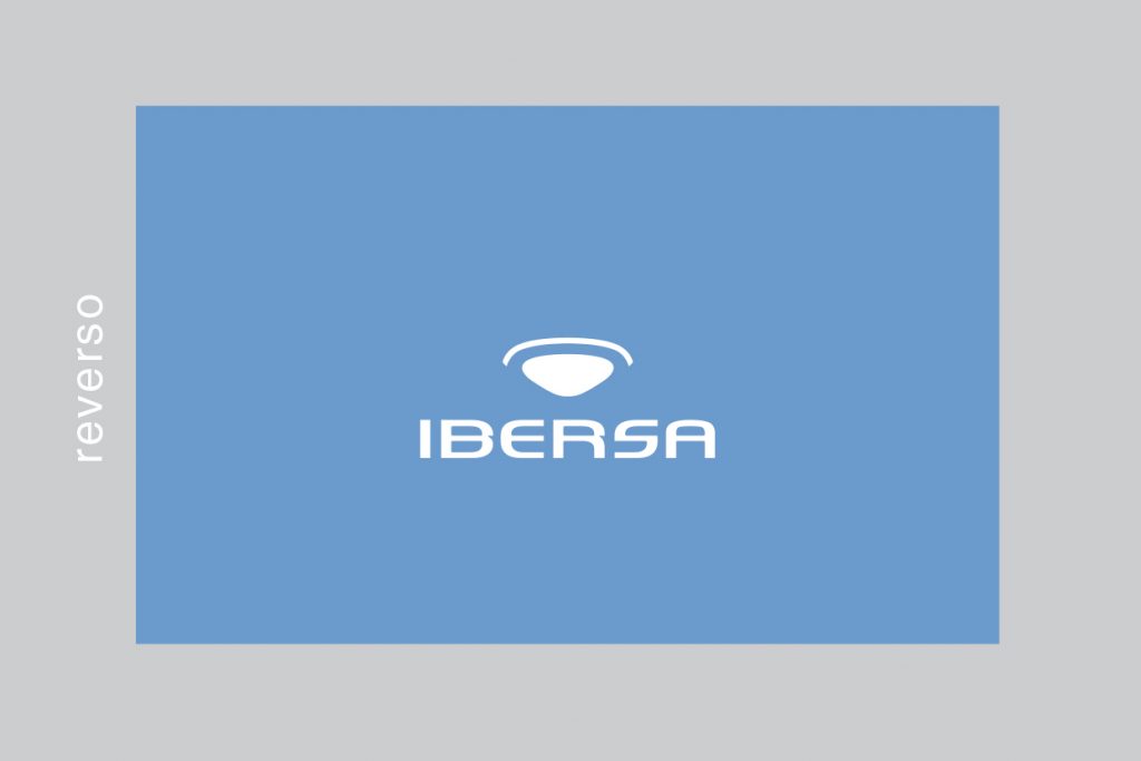 Reutilización de parte del isotipo en el logotipo de la marca principal